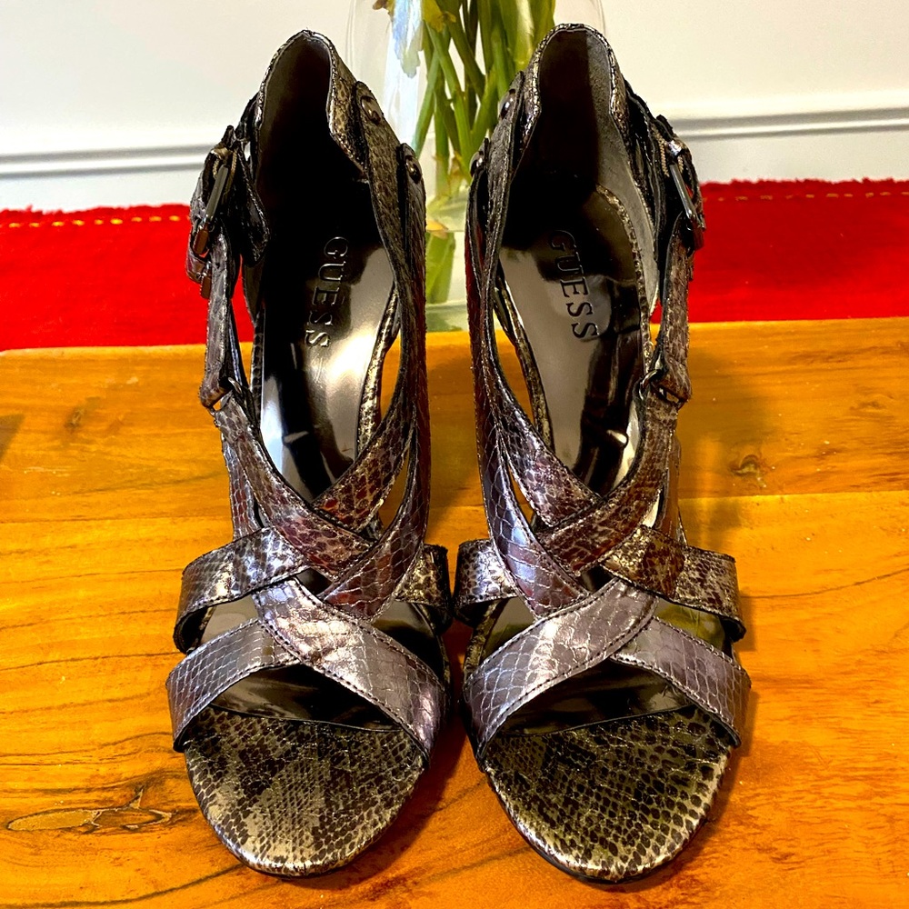 Guess Woman’s Metallic/Pewter/snakeskin Heels Size 8